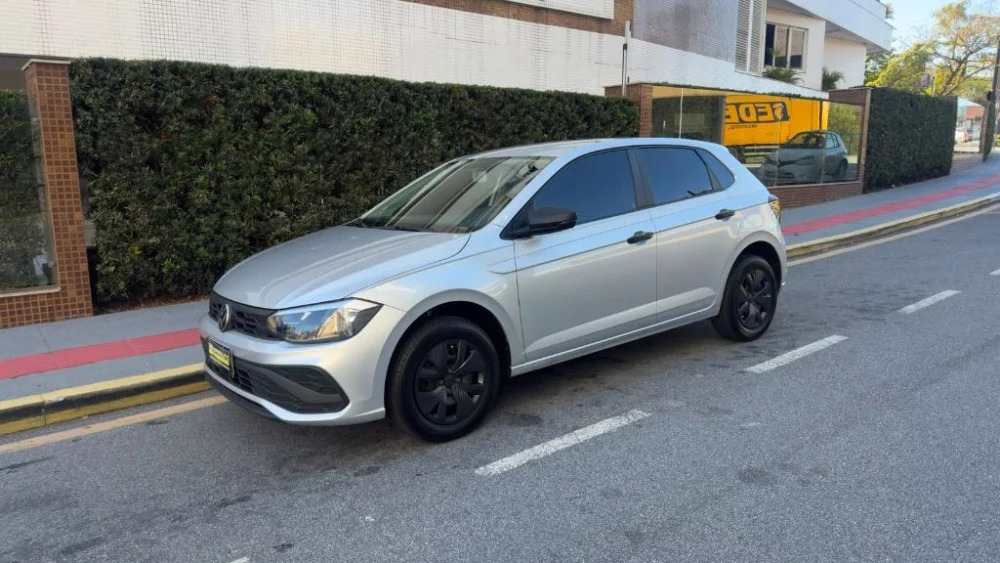 VW - VolksWagen Polo Track 1.0 Flex 12V 5p